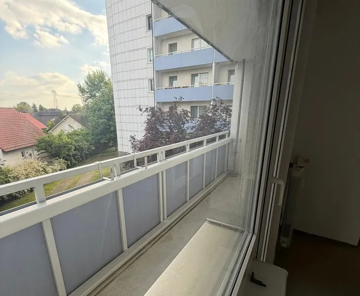 Helle Single Wohnung in Johannisthal mit WBS! — photo 1